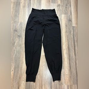 lululemon joggers
